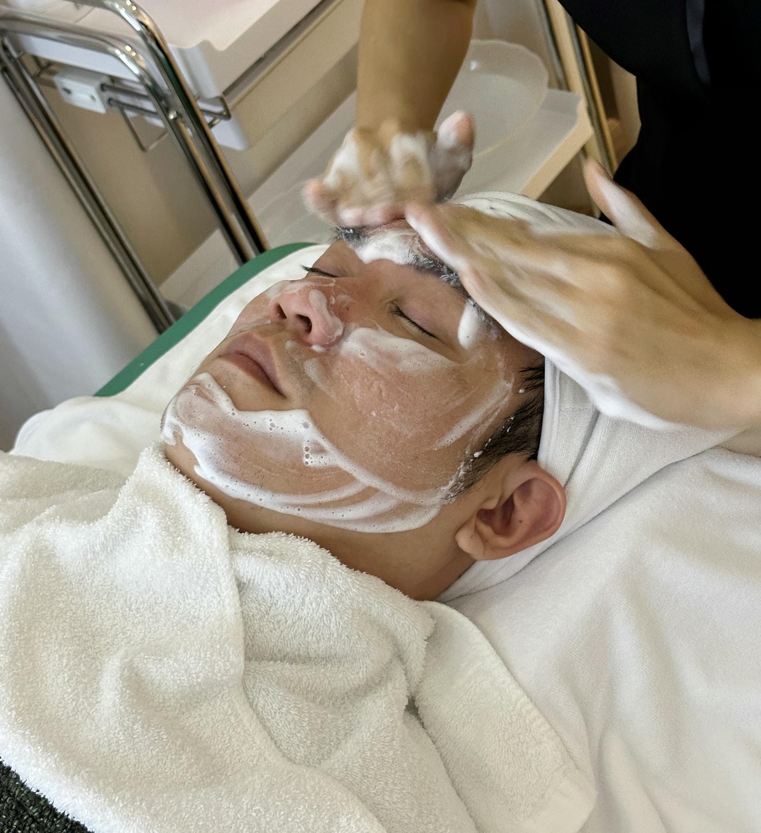 桃園做臉推薦【臉霸 FACE BAR】男士臉部保養太有感,縮時保養輕喚膚、無痛清粉刺 - 第6張圖