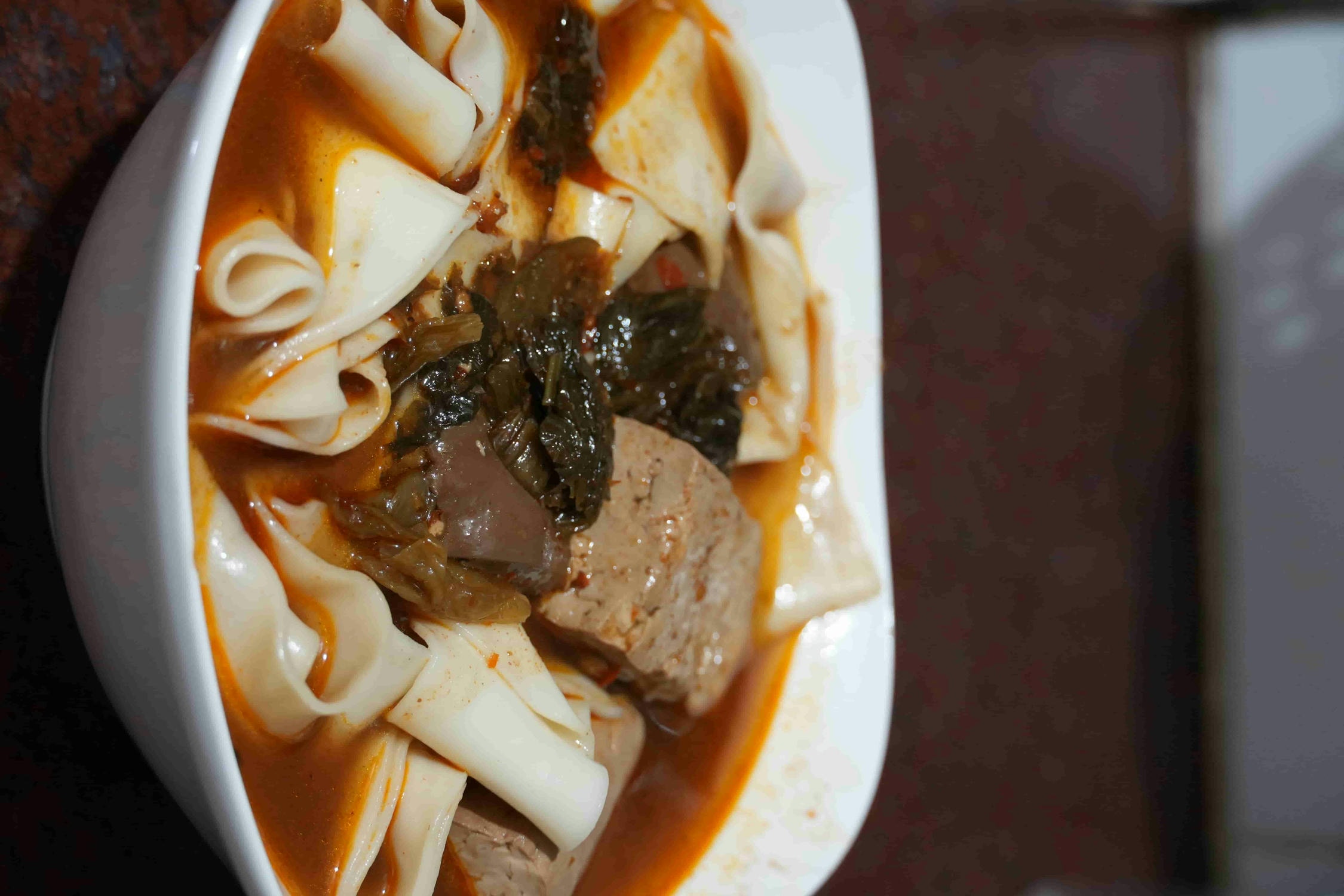 方便即食料理包推薦【好食圓滿】在家也能輕鬆品嘗高水準牛肉麵、麻辣鴨血豆腐開箱推薦! - 第12張圖
