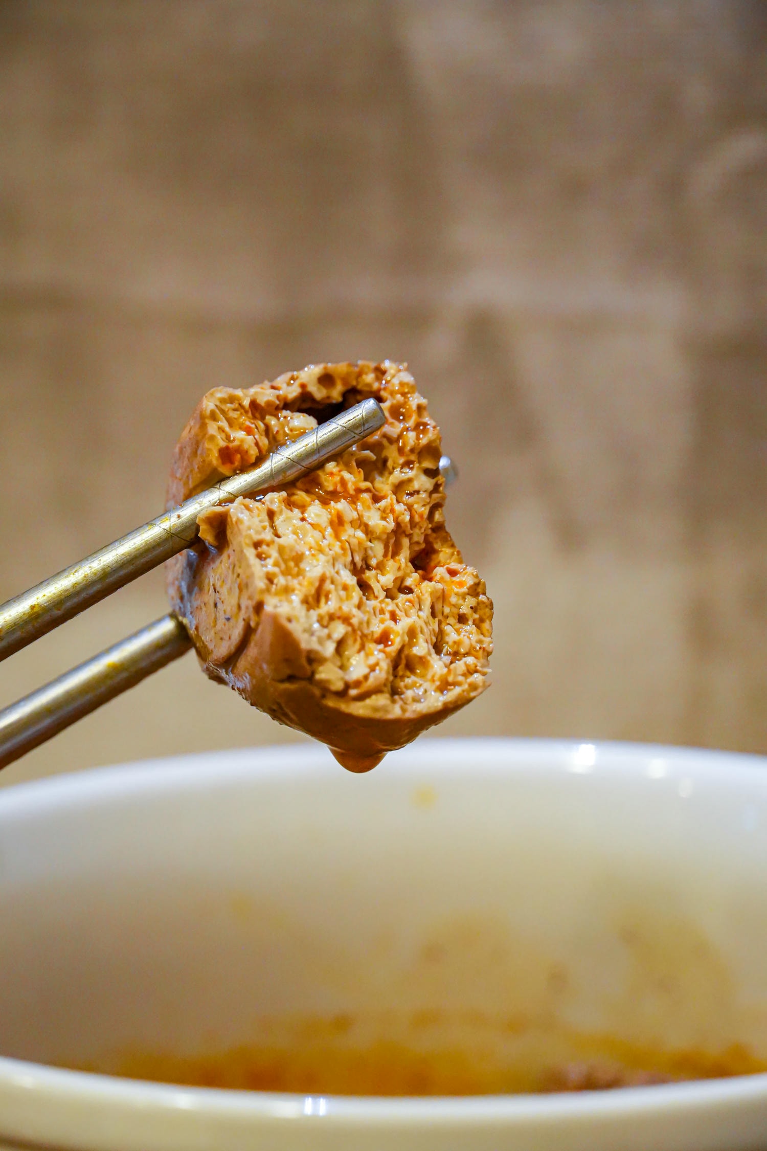 開箱【安哲食】麻辣鴨血、麻辣臭豆腐,簡單加熱3-5分鐘,在家就能輕鬆滿足挑剔味蕾! - 第5張圖
