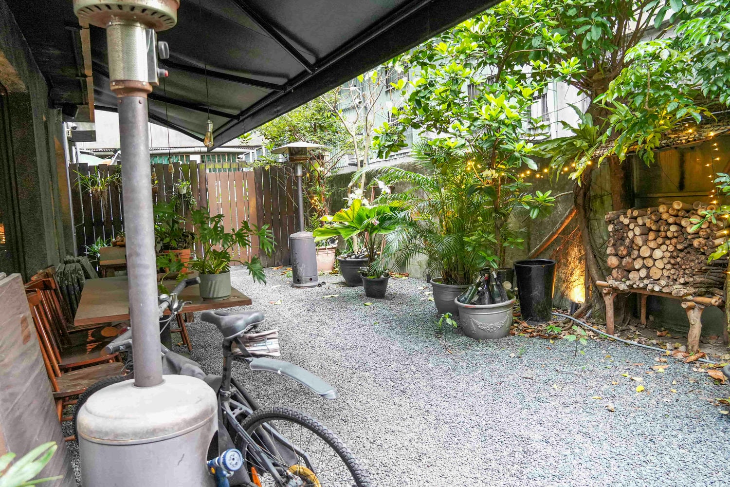 隱藏在巷弄中的超質感餐酒館【Olí 摩登歐陸小酒館】道地西班牙風味,大坪林站必吃美食! - 第2張圖