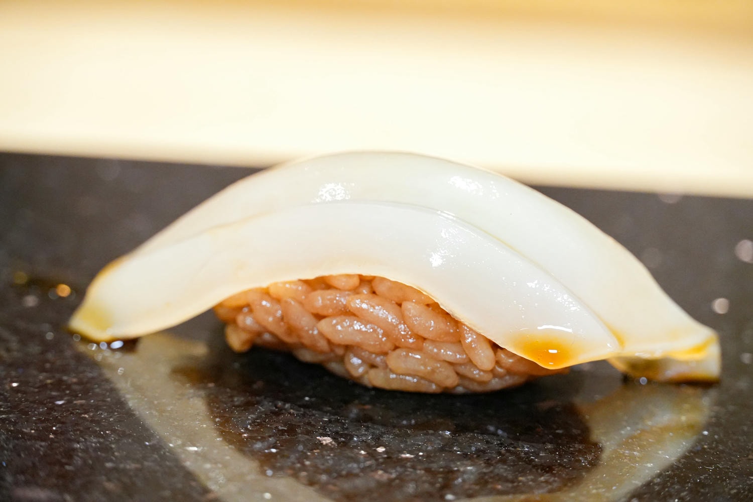 頂級無菜單料理進駐台北【鮨真×台北微風】板前料理的最高殿堂!品嚐Omakase日料太幸福 - 第12張圖