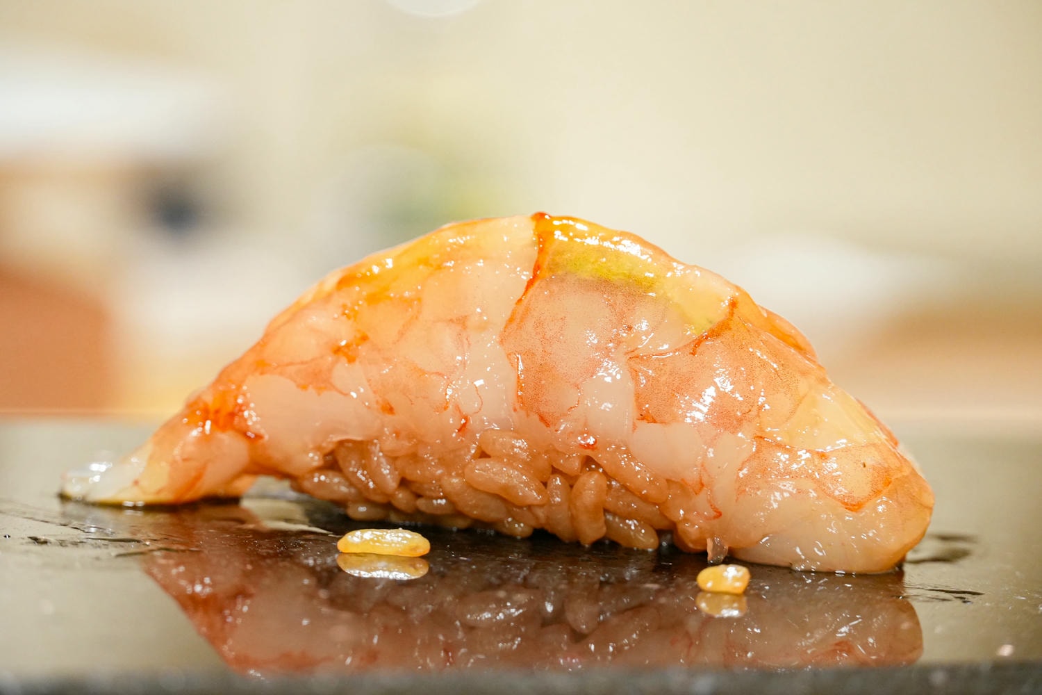 頂級無菜單料理進駐台北【鮨真×台北微風】板前料理的最高殿堂!品嚐Omakase日料太幸福 - 第16張圖