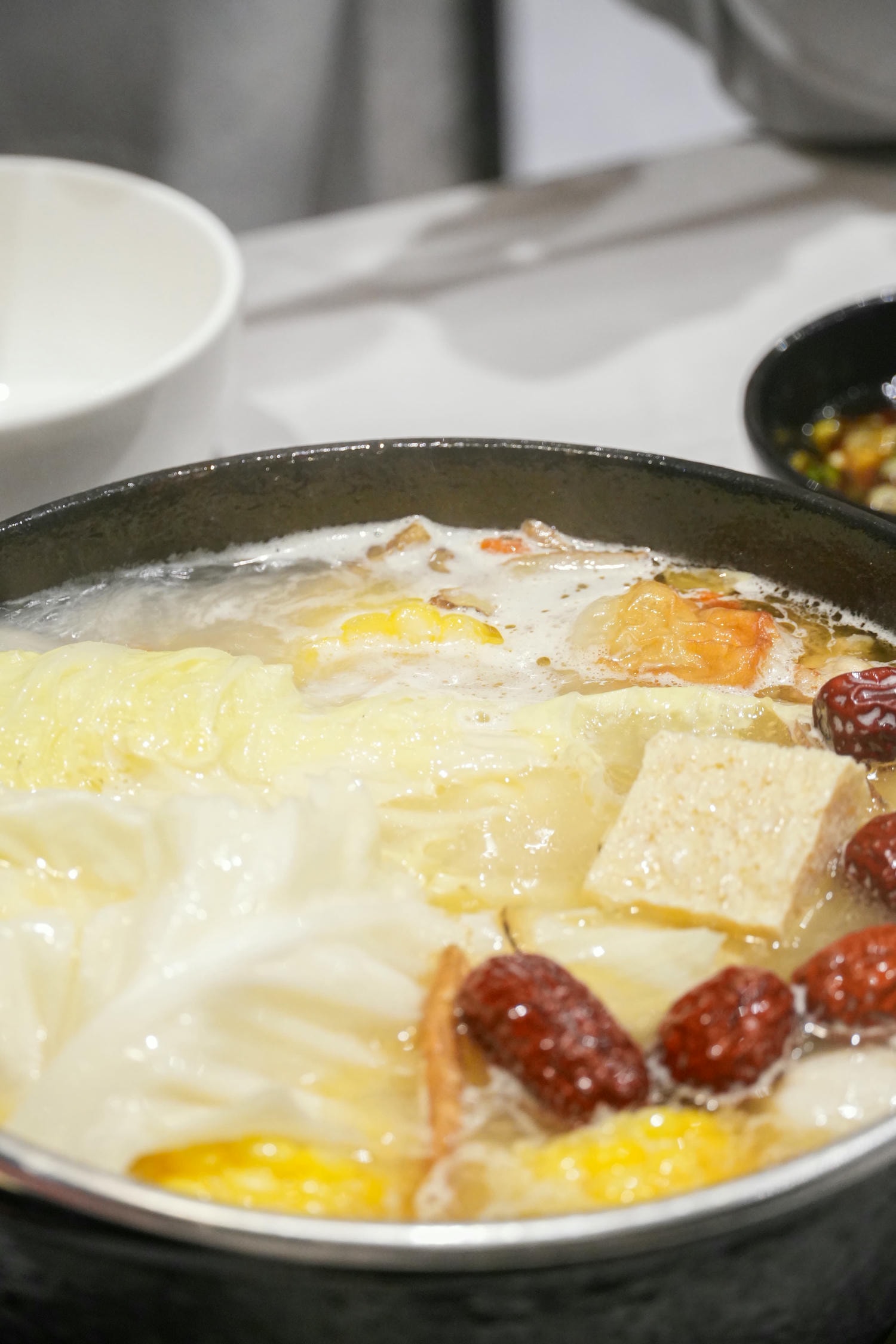 關渡美食推薦【築間幸福鍋物-北投立功店】最強鍋物霸主、高CP值火鍋、蔬食自助吧 - 第10張圖