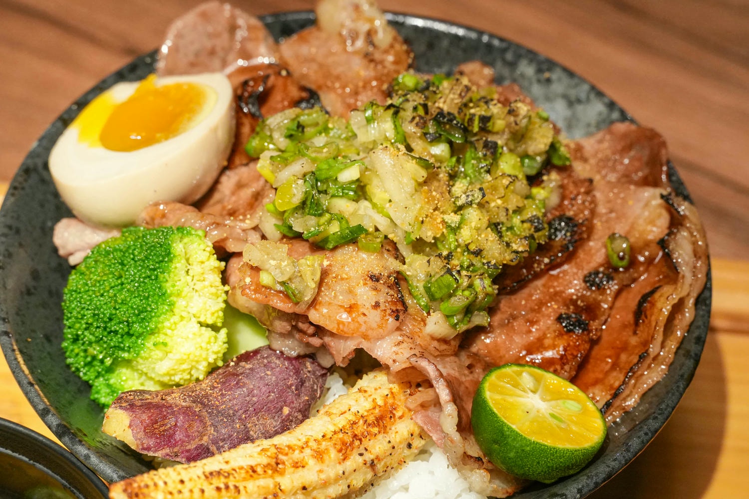 劍潭美食推薦【大河屋-台北劍青店】日式定食太滿足! - 第2張圖