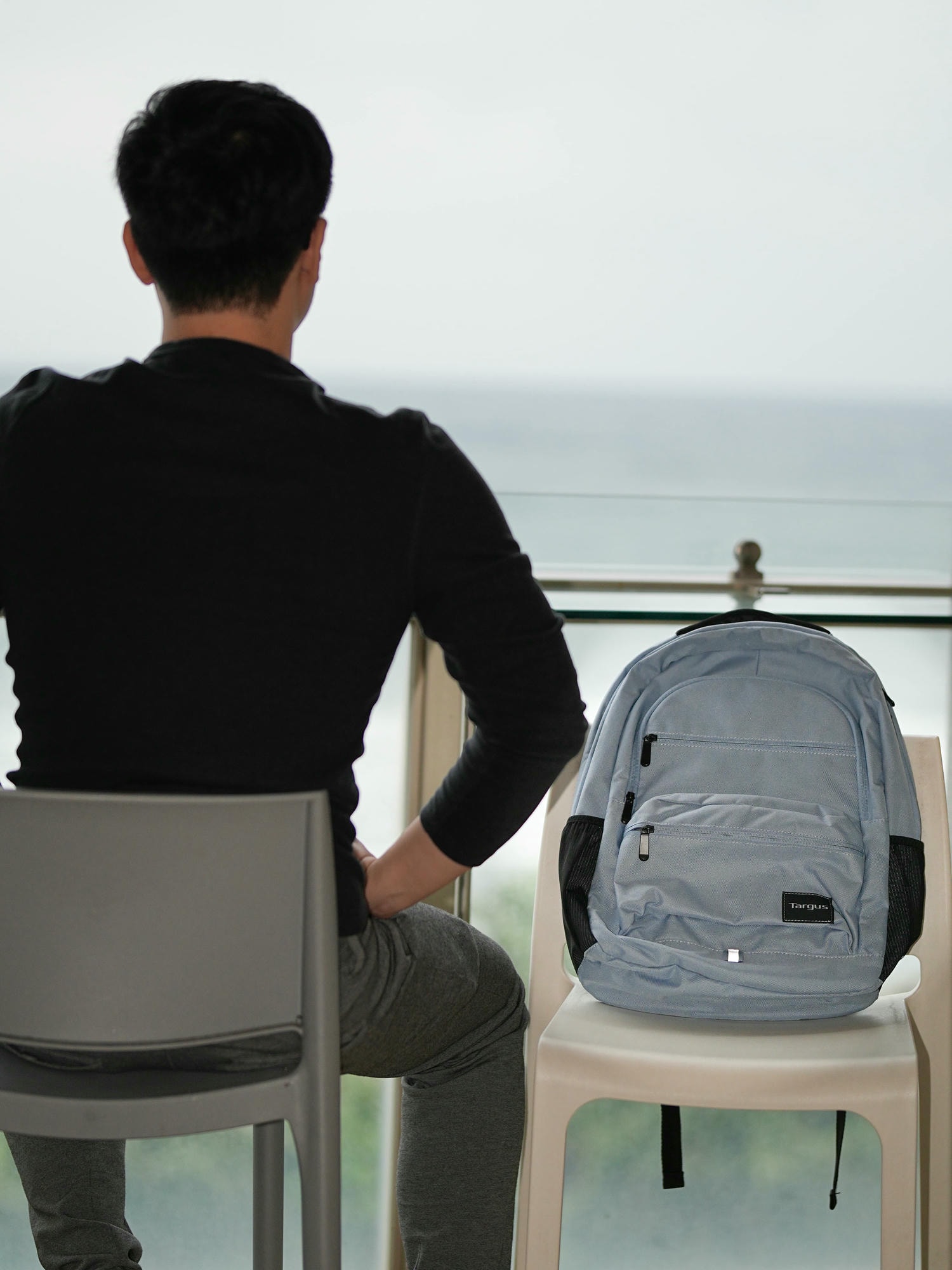 全能後背包【Targus OCTAVE III BACKPACK TBB65302GL】兼具時尚設計與卓越收納實力 - 第1張圖
