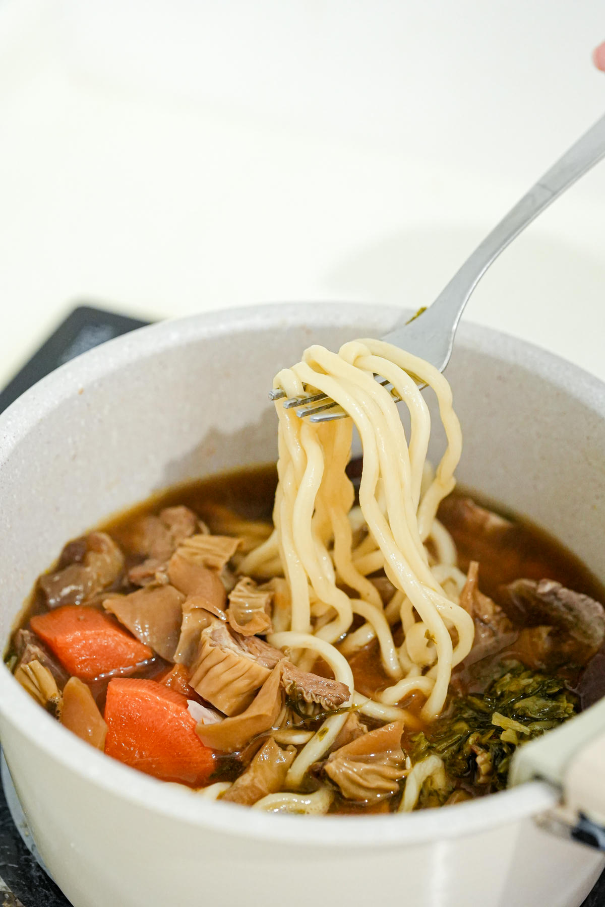 12月團購開跑【緊來酸快樂豬】2025網路超夯美食開團!30 年老味道、用料超札實 - 第10張圖 12月團購開跑【緊來酸快樂豬】2025網路超夯美食開團!30 年老味道、用料超札實