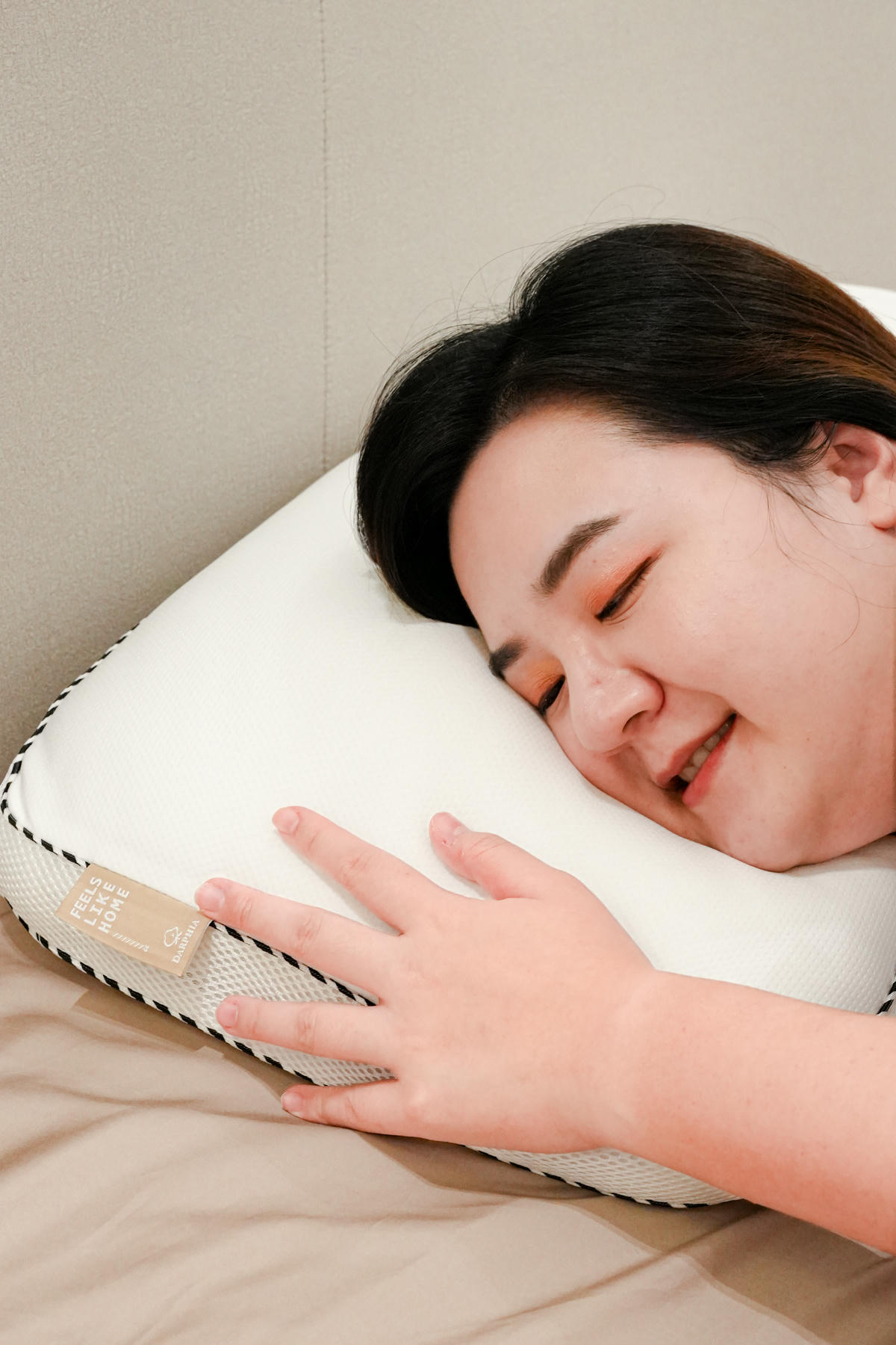 居家生活美學,好枕才有好眠【Darphia朵法亞】好眠測驗了解你的需求,熱賣明星商品銀粒子棉眠枕、全系列枕頭好評開團囉🔥 - 第11張圖 居家生活美學,好枕才有好眠【Darphia朵法亞】好眠測驗了解你的需求,熱賣明星商品銀粒子棉眠枕、全系列枕頭好評開團囉🔥