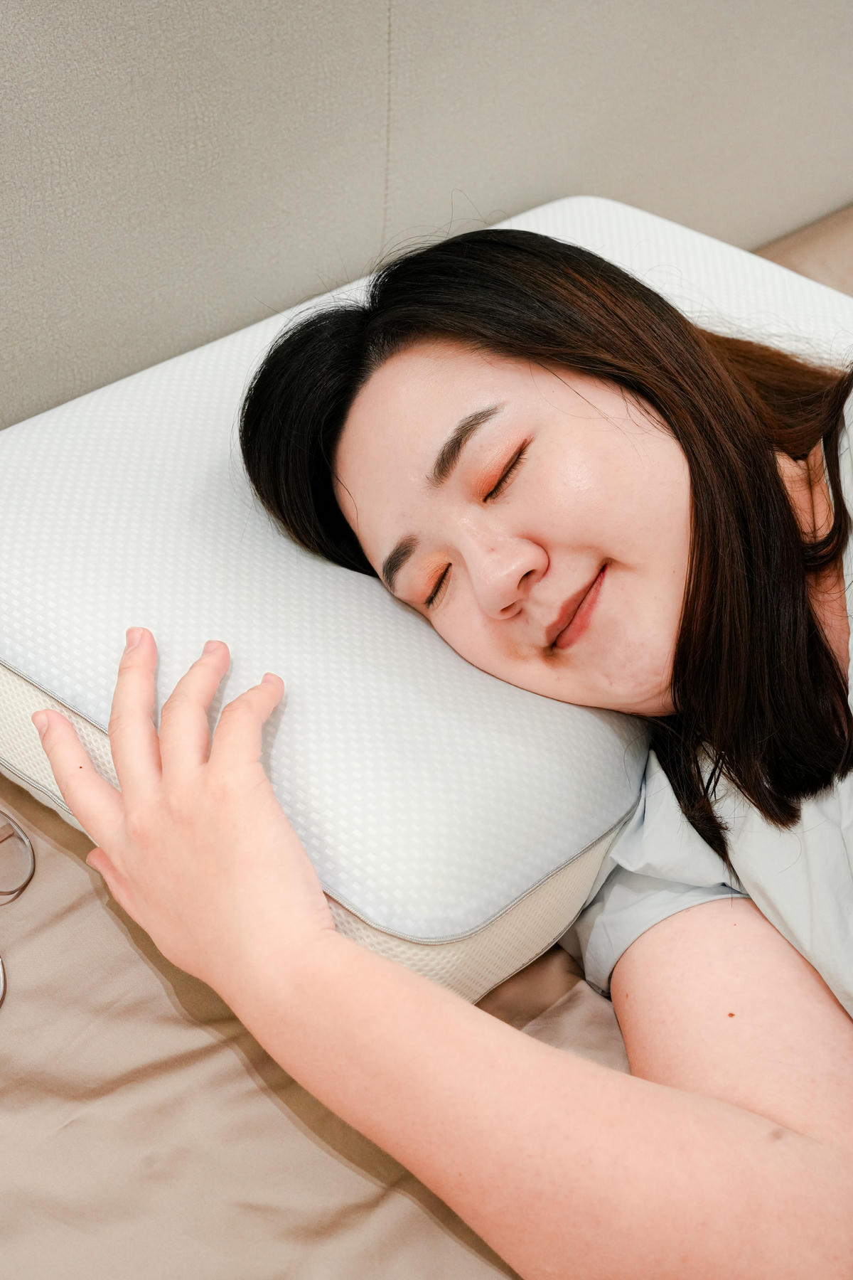 居家生活美學,好枕才有好眠【Darphia朵法亞】好眠測驗了解你的需求,熱賣明星商品銀粒子棉眠枕、全系列枕頭好評開團囉🔥 - 第7張圖 居家生活美學,好枕才有好眠【Darphia朵法亞】好眠測驗了解你的需求,熱賣明星商品銀粒子棉眠枕、全系列枕頭好評開團囉🔥