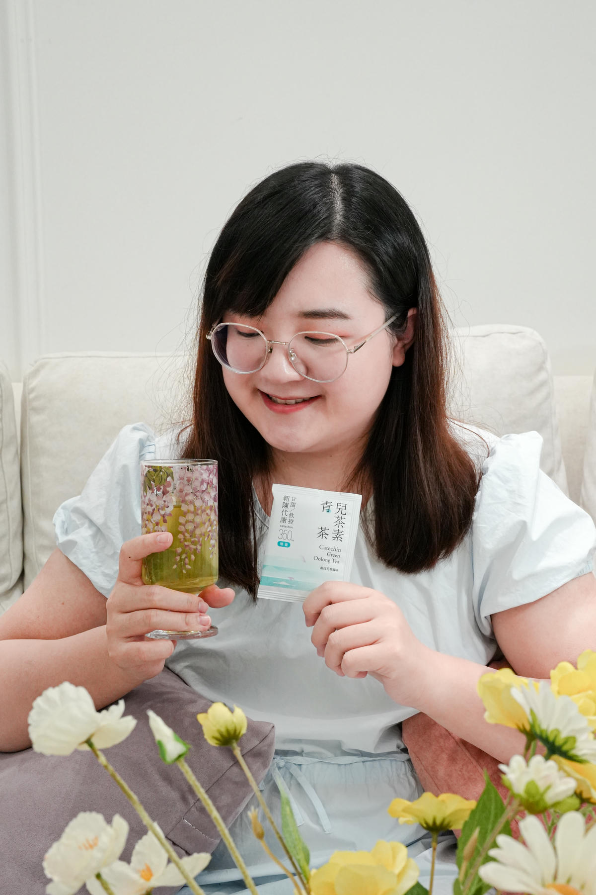 12月團購開跑【Teascovery 發現茶】茶香入喉質感生活，自然茶香搭配可麗捲，辦公室下午茶好評團購推薦！