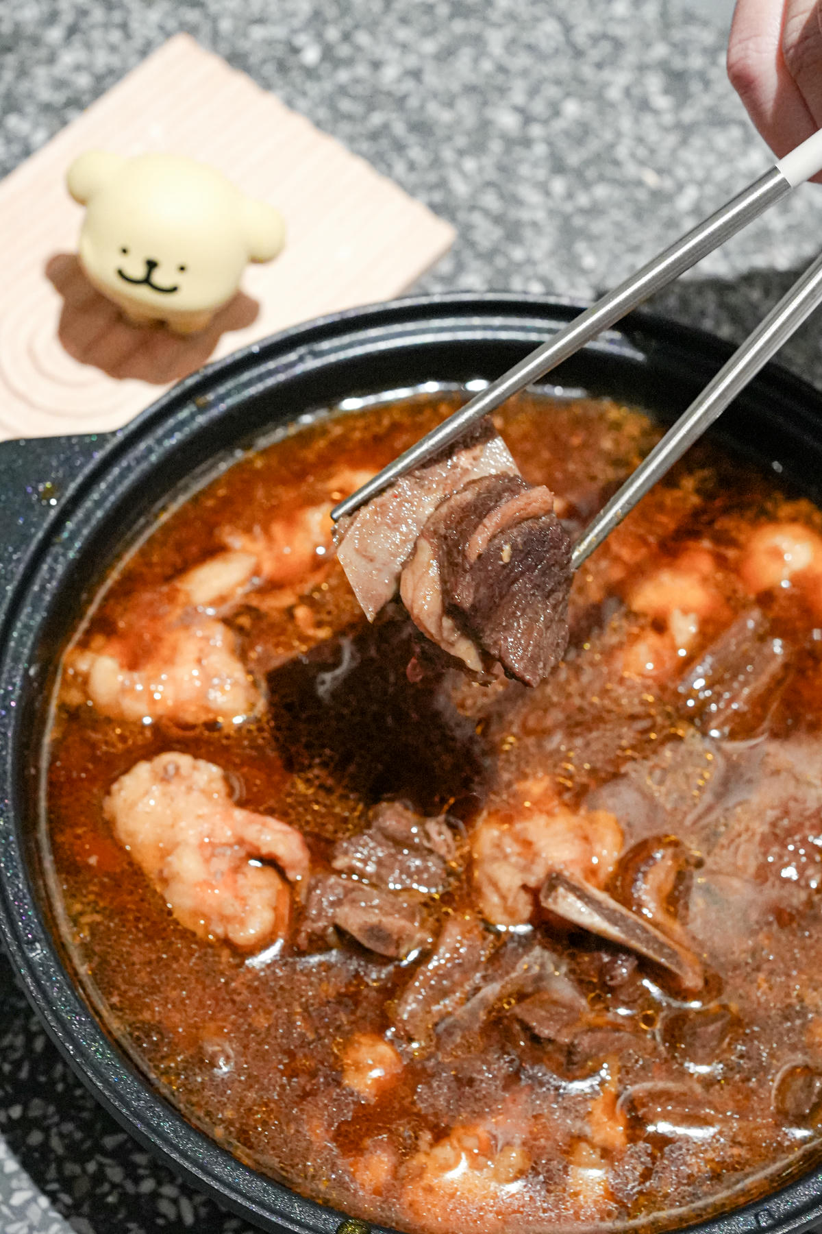 冬季鍋物團購開跑【爐憶羊肉爐】吃的到羊肉的暖心鍋物，肉品新鮮、湯頭鮮美，極鮮蝦滑，溫馨過冬開團中🏆