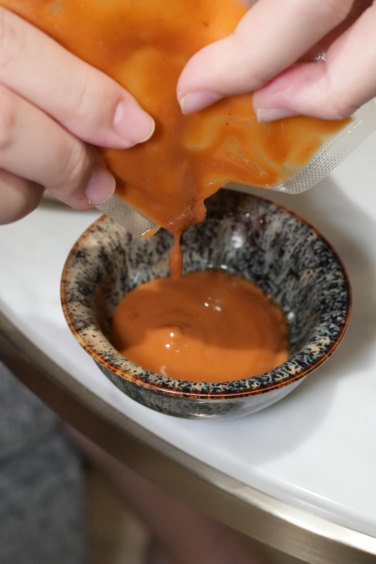 冬季鍋物團購開跑【爐憶羊肉爐】吃的到羊肉的暖心鍋物，肉品新鮮、湯頭鮮美，極鮮蝦滑，溫馨過冬開團中🏆