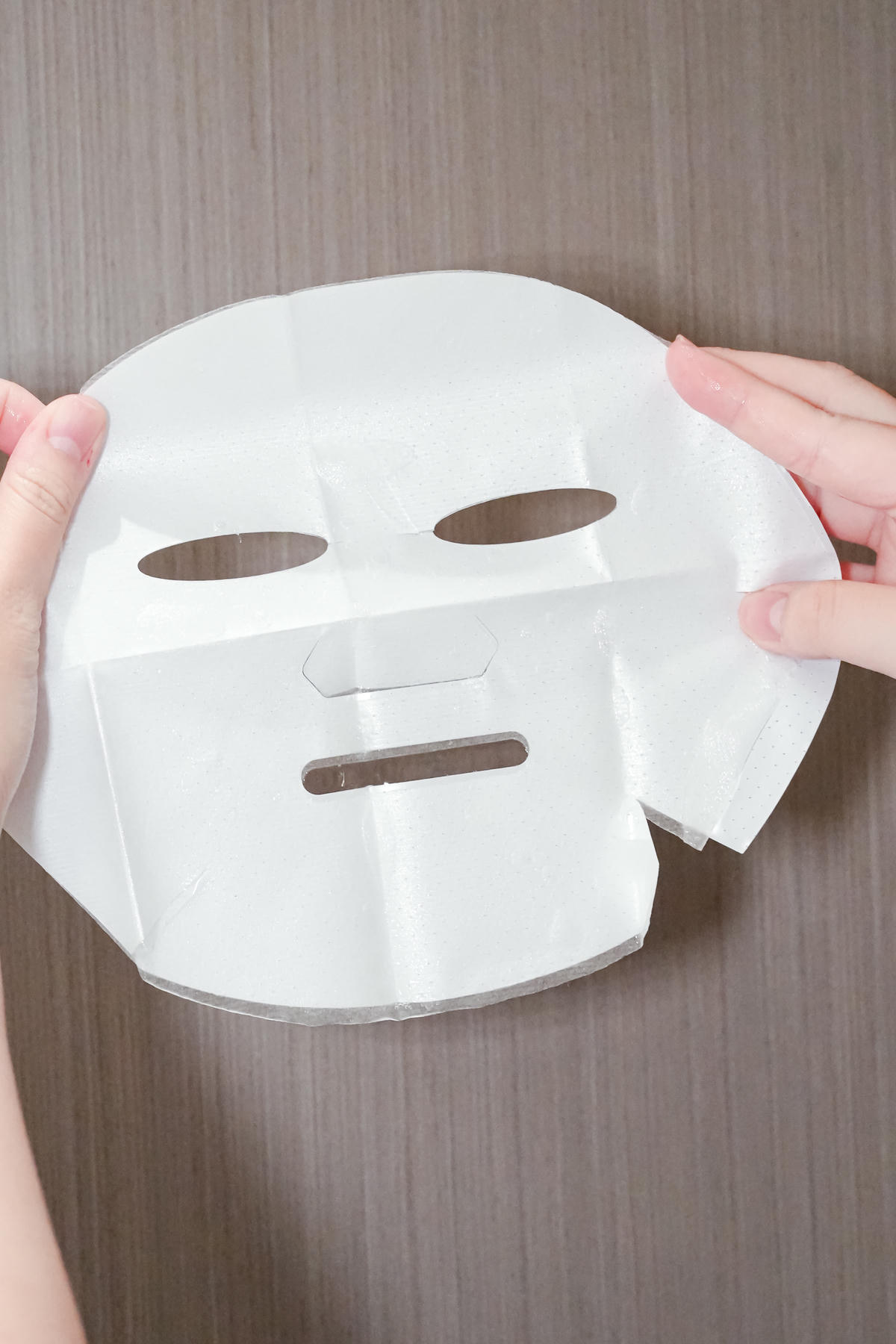 漢方植萃修護、溫和不刺激【Green Cynia 植萃童顏瞬護導水面膜】材質纖細、補水滋潤,水水團購中💦 - 第5張圖 漢方植萃修護、溫和不刺激【Green Cynia 植萃童顏瞬護導水面膜】材質纖細、補水滋潤,水水團購中💦