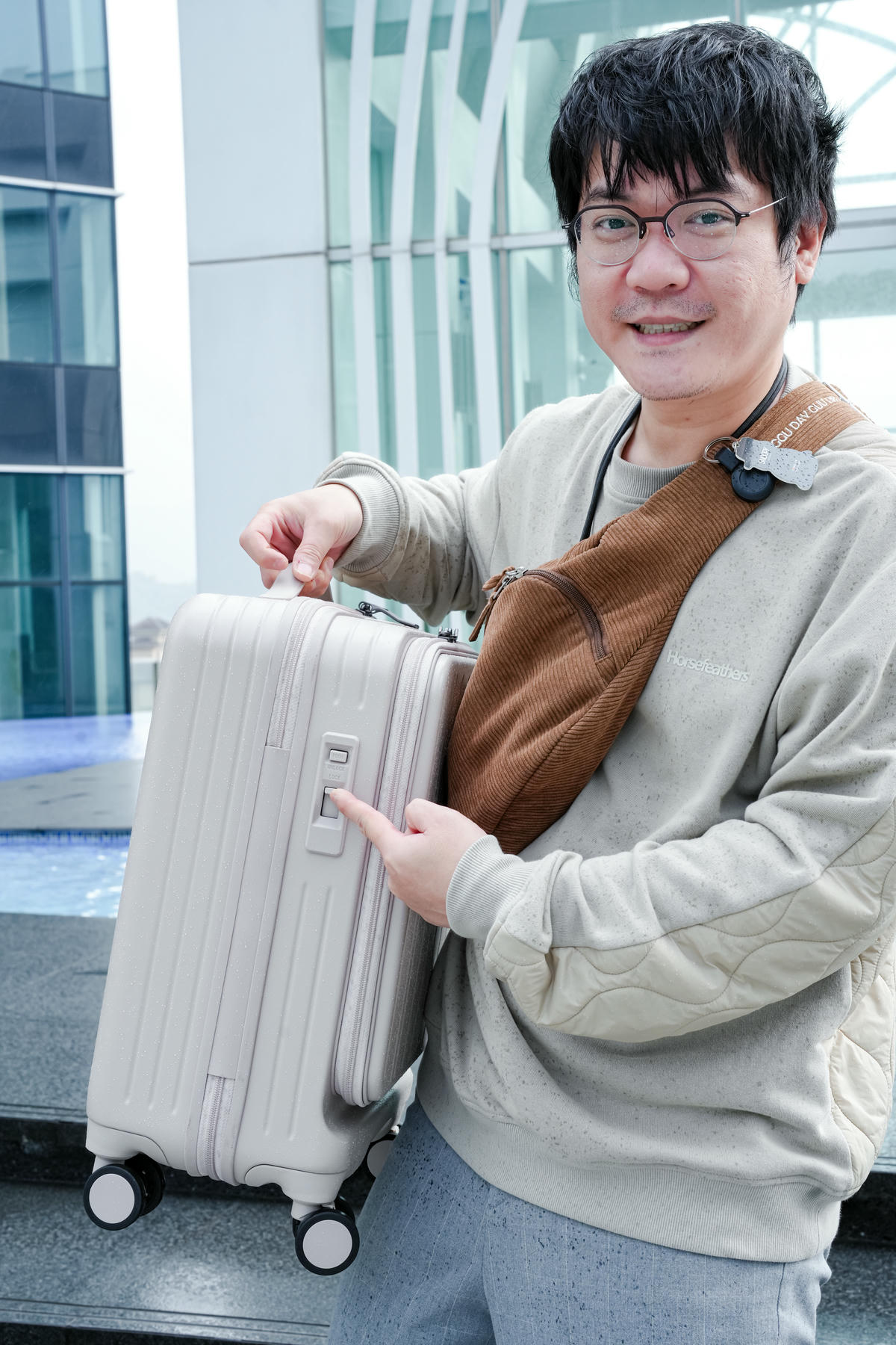 【SWISS STYLE ! DUO雙開系列行李箱】The DoDo Men 嘟嘟人推薦、頂配規格萬用行李箱推薦開箱！