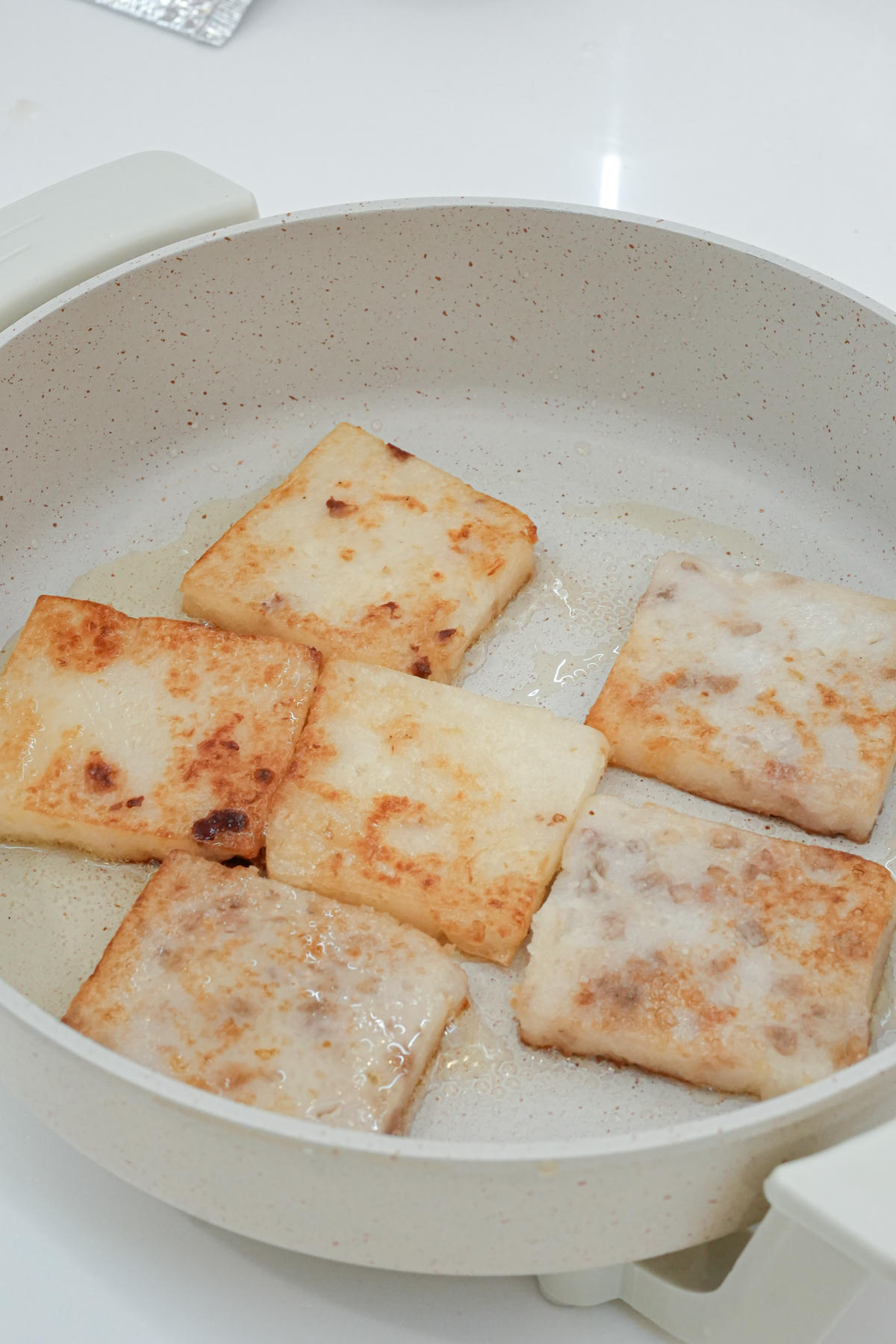 在地嚴選食材好味道【早安美芝城 年節限定蘿蔔糕】團購開跑!經典台味、綿密口感,不能沒吃到的蘿蔔糕,限定優惠新年好🧨 - 第10張圖 在地嚴選食材好味道【早安美芝城 年節限定蘿蔔糕】團購開跑!經典台味、綿密口感,不能沒吃到的蘿蔔糕,限定優惠新年好🧨