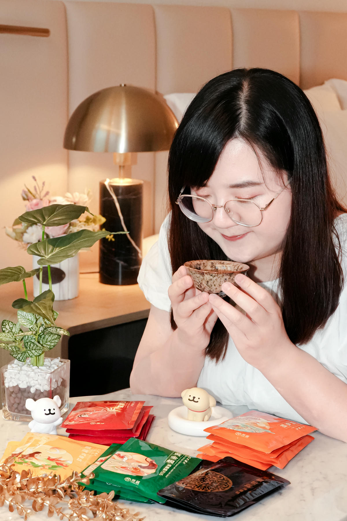 2026新年團購開跑【芳茲 日月養生滴雞精 】團購新春限定禮盒，馬年送禮推薦！1月團購開跑囉🔥