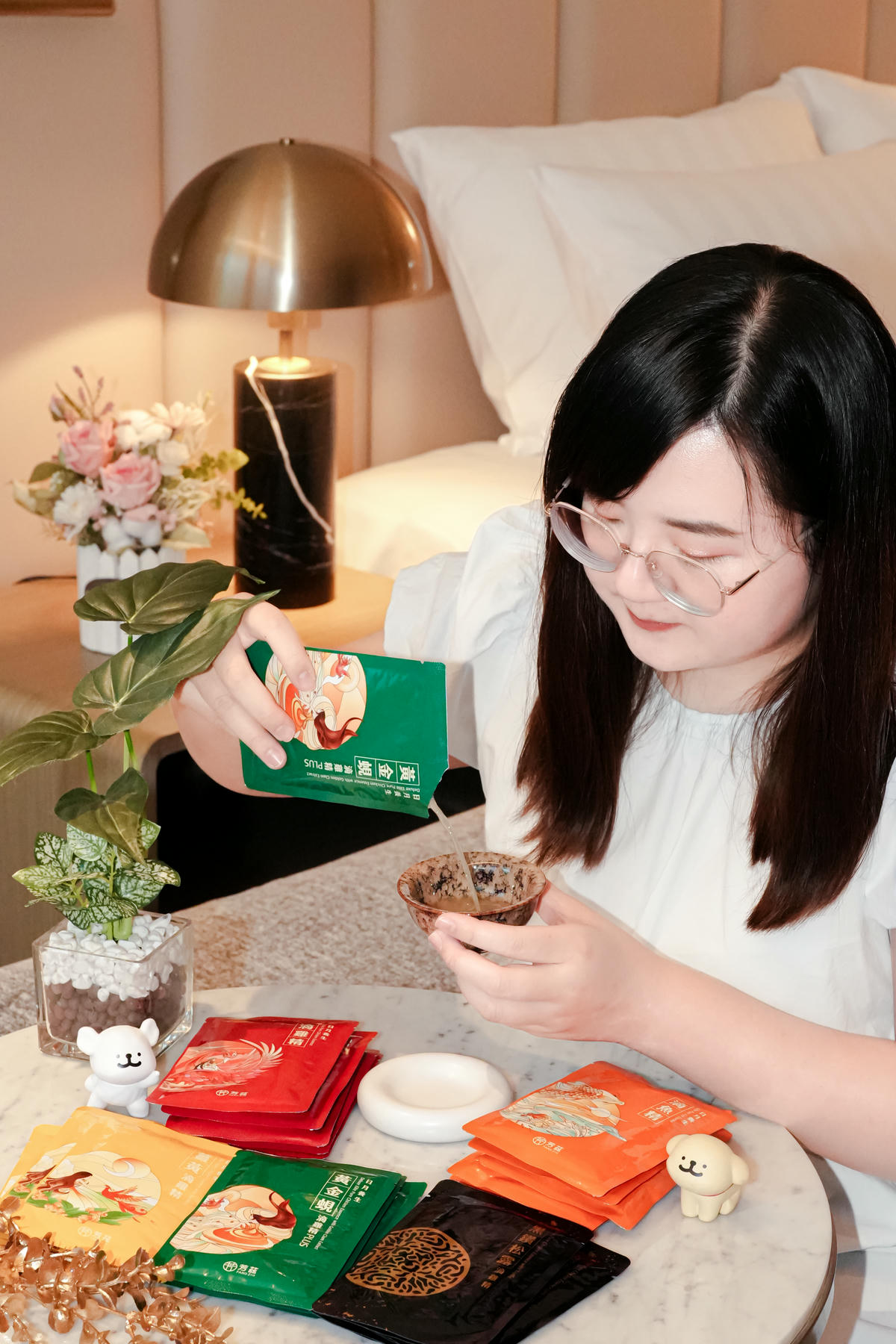 2026新年團購開跑【芳茲 日月養生滴雞精 】團購新春限定禮盒，馬年送禮推薦！1月團購開跑囉🔥