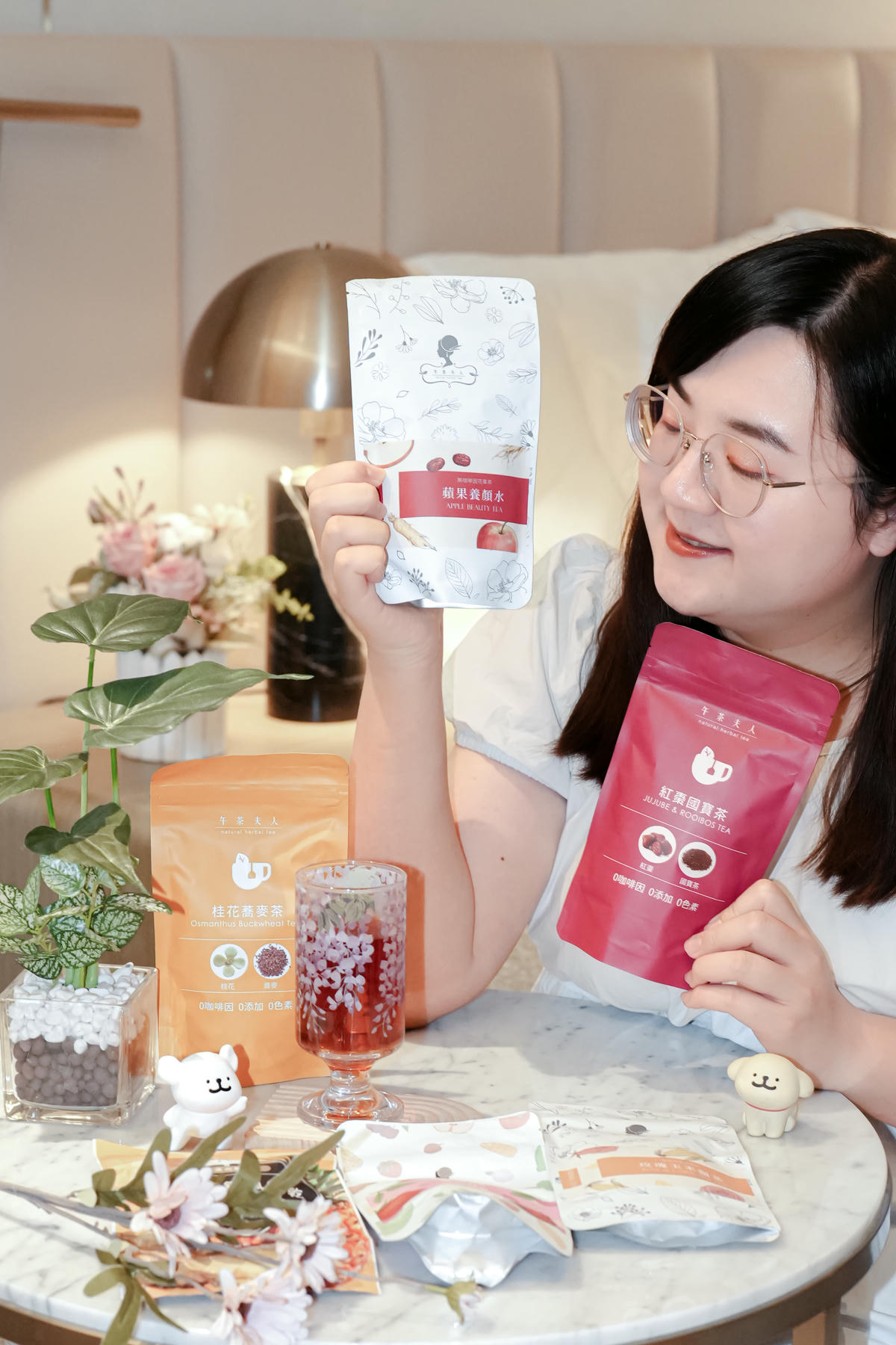 好評團購開跑【午茶夫人】貴婦奢華下午茶首選，蘋果養顏水、輕循環咖啡新上市，農曆年前最後一波團購，圍爐嘗鮮別錯過！