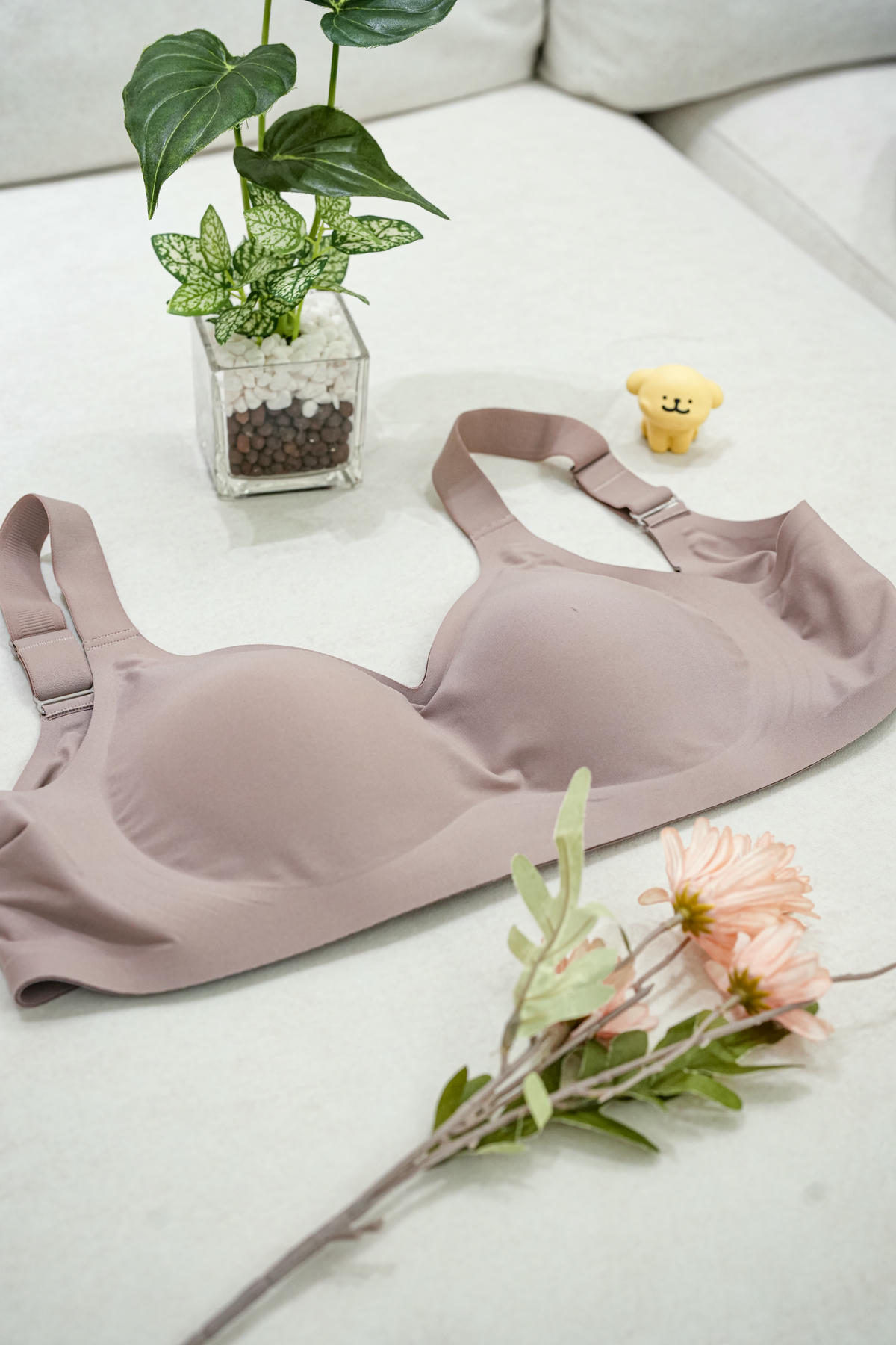 年前補貨團團購開跑【 i PINK 無鋼圈內衣】無痕裸感設計，舒芙每一天，好評第三團不要錯過啦！