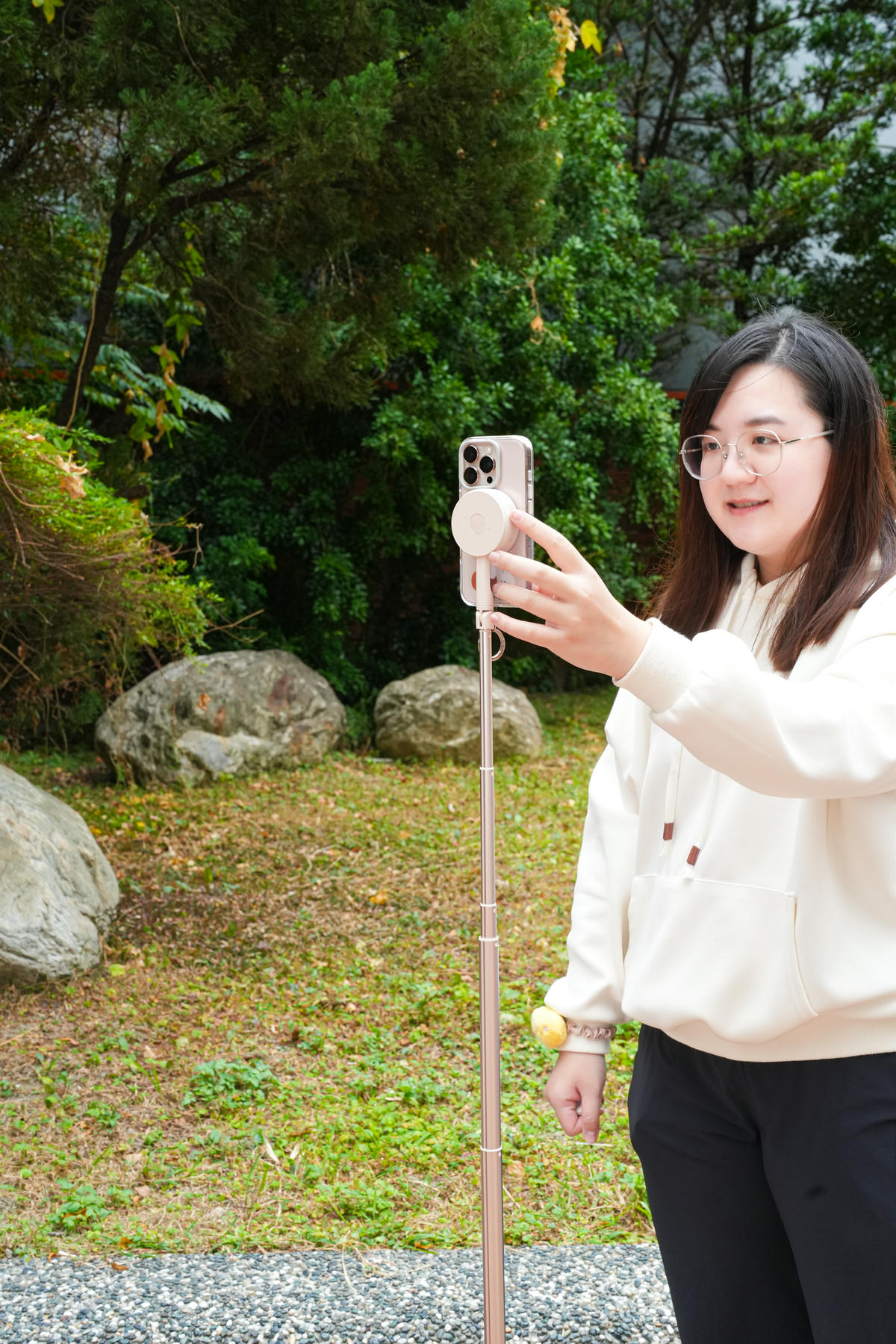 攝影拍照不求人【美照神隊友】 ONAIR 藍芽自拍棒+磁吸補光燈,拍照必備配件,開工第一波優惠團購別錯過唷? - 第1張圖 攝影拍照不求人【美照神隊友】 ONAIR 藍芽自拍棒+磁吸補光燈,拍照必備配件,開工第一波優惠團購別錯過唷?