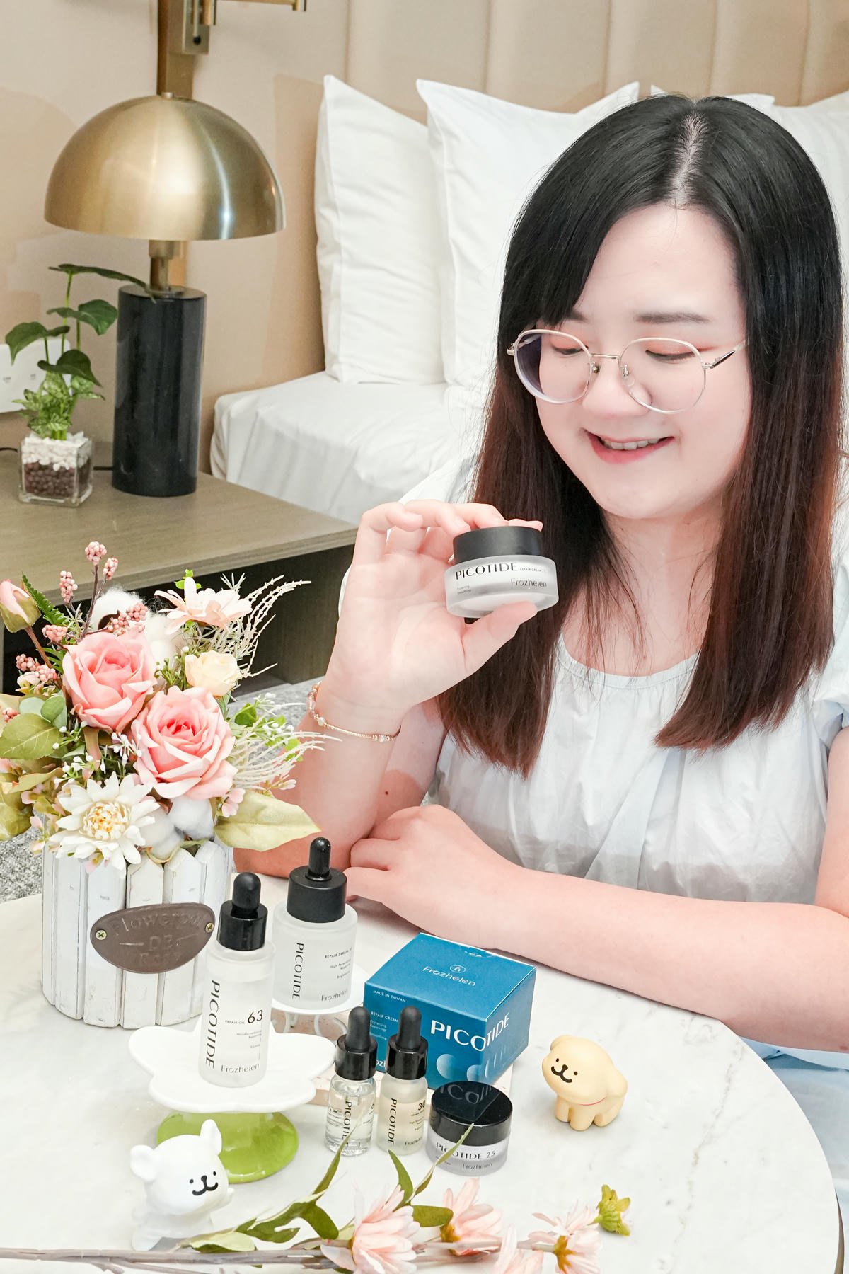 醫美後保濕推薦保養品開箱【Frozhelen 芙偲潤】深層滋潤修護組+旅行組，團購優惠限定價千萬不要錯過!