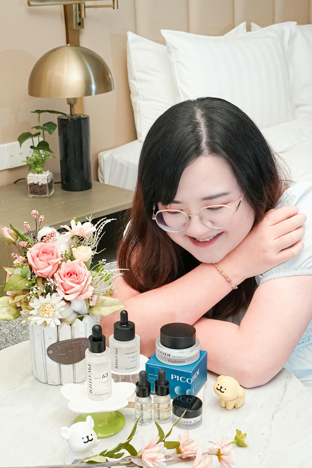 醫美後保濕推薦保養品開箱【Frozhelen 芙偲潤】深層滋潤修護組+旅行組，團購優惠限定價千萬不要錯過!