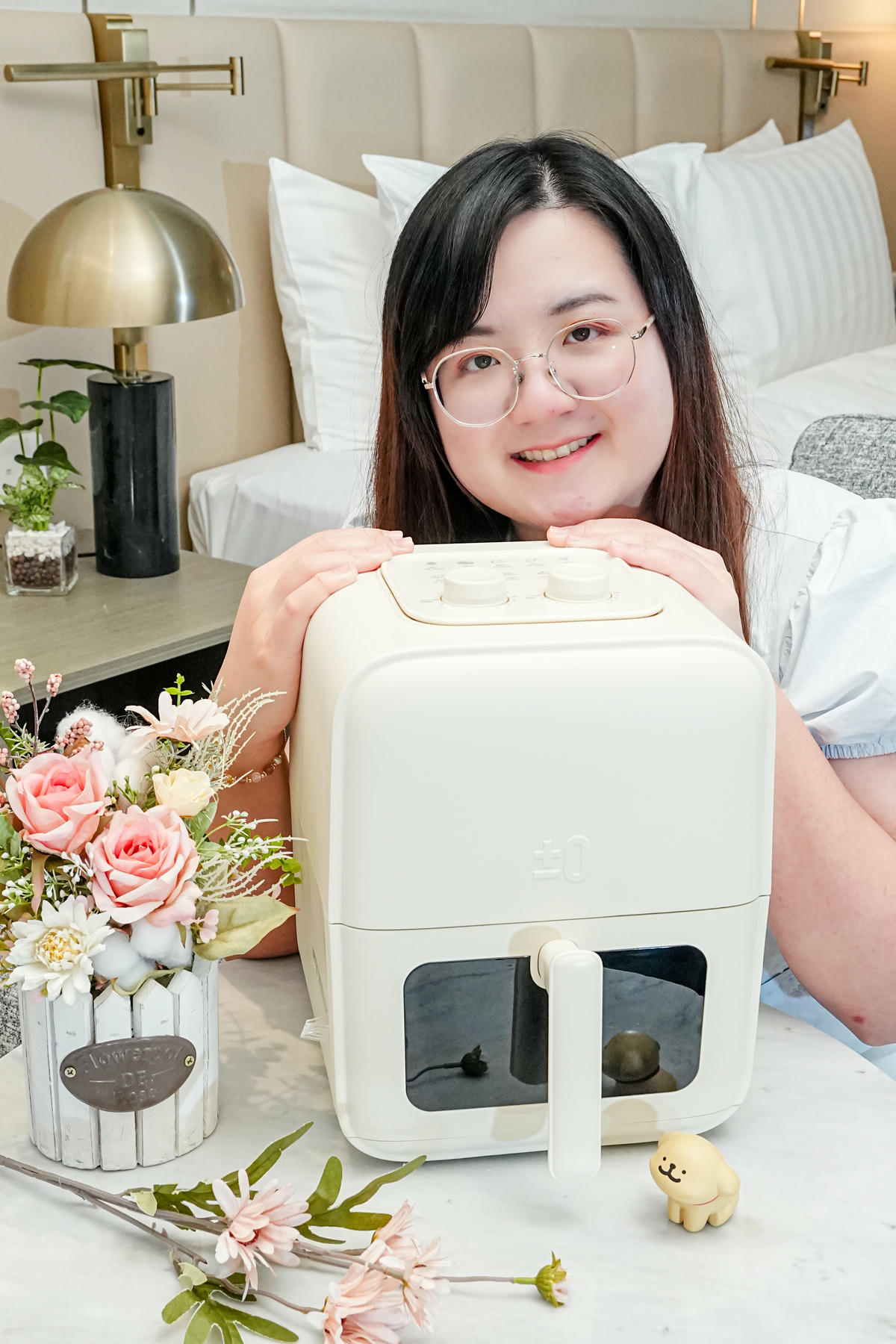 3月團購開跑【正負零 ±0 美型透視氣炸鍋 】上班、租屋、小家庭必備廚房神器,直覺操作很輕鬆,優惠下殺團購價划算 - 第1張圖 3月團購開跑【正負零 ±0 美型透視氣炸鍋 】上班、租屋、小家庭必備廚房神器,直覺操作很輕鬆,優惠下殺團購價划算