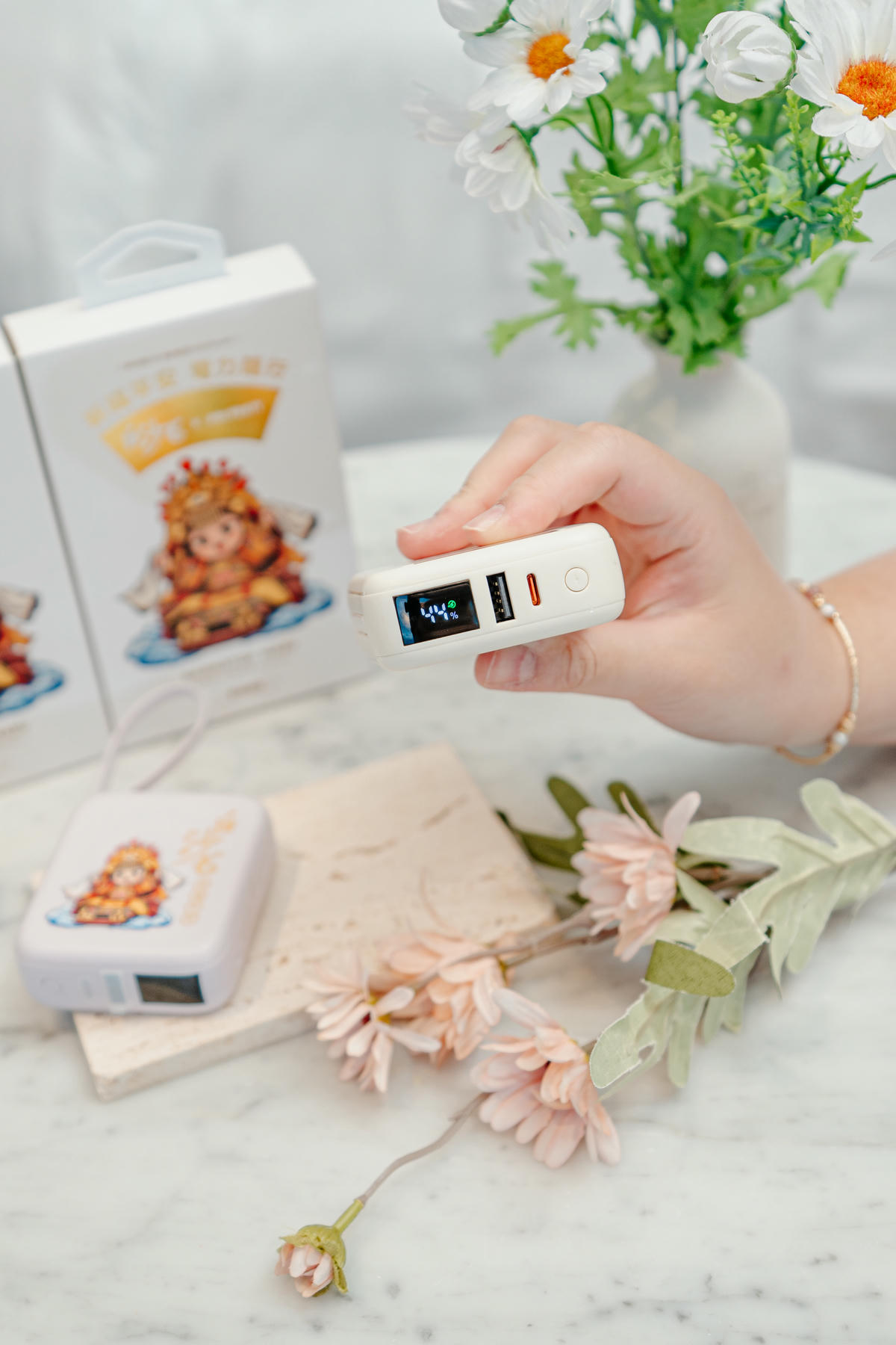 2026 超夯開運實用行動電源【白沙屯媽祖x POLYBATT 】聯名版行動電源10000mAh - 第5張圖 2026 超夯開運實用行動電源【白沙屯媽祖x POLYBATT 】聯名版行動電源10000mAh